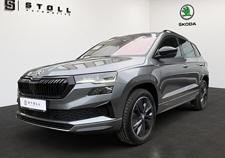 Skoda Karoq Sportline 4x4 2.0 TDI+ verfügbar 04/25+Sportpaket +AHK+ Panodach+ Navi+ digitales Cockpit+