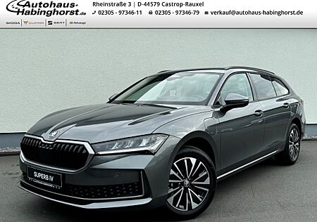 Skoda Superb IV Combi 1.5 TSI iV DSG Selection Navi AHK ACC PDC