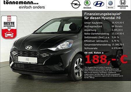 Hyundai i10 TREND+NAVI+RÜCKFAHRKAMERA+SITZ-/LENKRADHEIZUNG+LED TAGFAHRLICHT+FERNLICHTASS.+ALUFELGEN