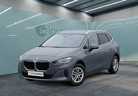 BMW 218i Active Tourer. Premiumpaket. Anhängerkupplu