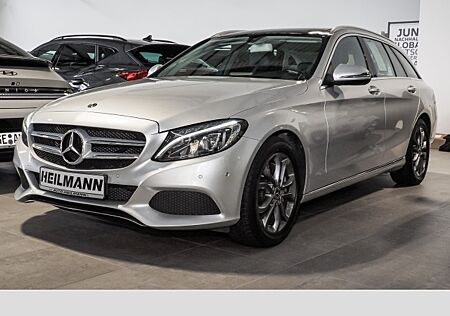 Mercedes-Benz C 250 T Avantgarde Automatik/Navi/Schiebedach/ Sitzheizung/LED/Parkassistent/Rückfahrkamera