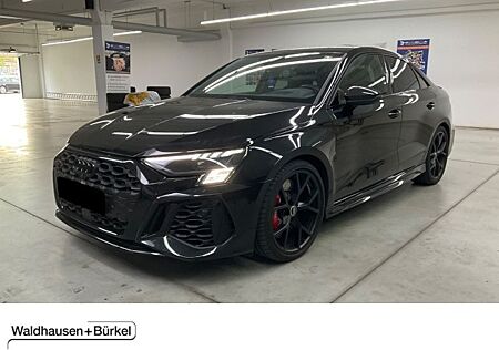 Audi RS3 RS 3 Limousine 2.5 TFSI quattro RS-Sportabgasanlage