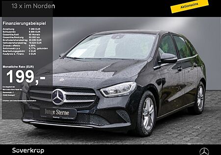 Mercedes-Benz B 180 d // KAMERA SPUR PANO