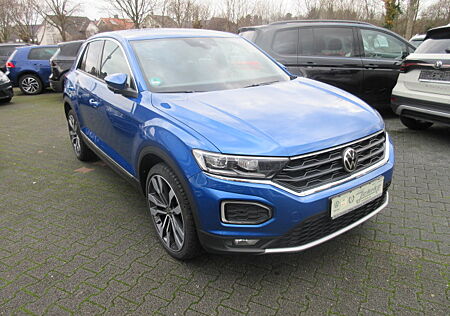 VW T-Roc Sport 1.5 TSI DSG NAVI LED ALU 19 ASSIST A