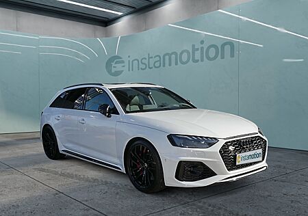 Audi RS4 Avant tiptr. Pano Matrix B&O