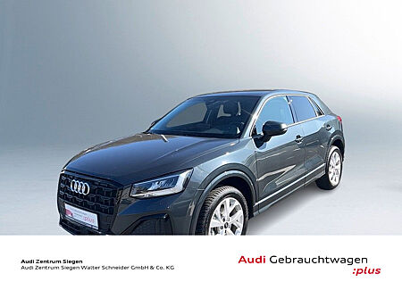 Audi Q2 35 TFSI advanced AHK Optik schwarz RFK SHZ