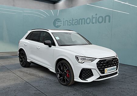 Audi RS Q3 RSQ3 TFSI quattro S tronic | PANO | NAVI |