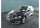 VW Golf VII E- CCS+ACC+KAMERA+LED+NAVI PRO+APP+