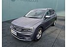 VW Tiguan Allspace 4MOTION TDI DSG HIGHLINE NAVI+PA