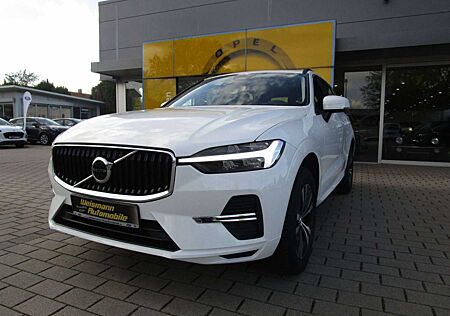 Volvo XC 60 XC60 Momentum Pro 2WD/Automatik/NAVI/Kamera