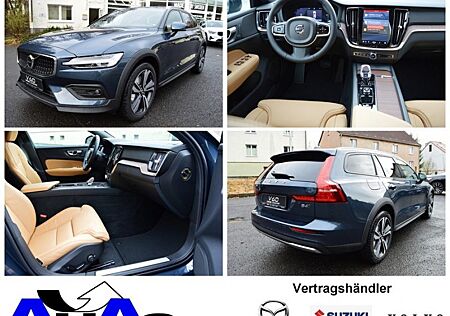 Volvo V60 Cross Country B4 AWD Plus *8 Pakete!*