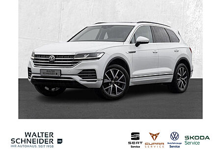 VW Touareg 3.0 TDI DSG 4Motion V6 Leder AHK Pano Navi RFK