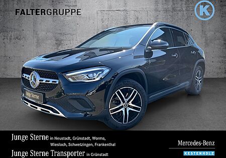 Mercedes-Benz GLA 250 4M PROGRESSIVE+PANO+BURME+KAMERA+AHK-VOR