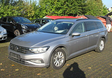 VW Passat Variant Business 2.0 TDI DSG NAVI AHK KAM