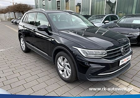 VW Tiguan 1.5 TSI ACTIVE NAVI TEL LED ACC Rückfahrkam. Fernlichtass. El. Heckklappe