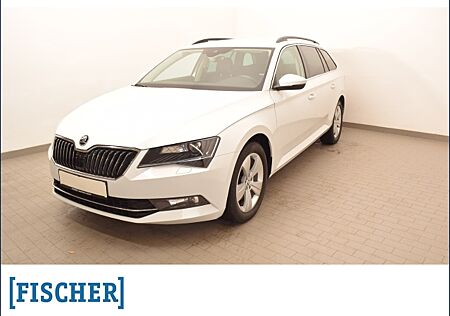 Skoda Superb Combi 2.0TDI 4x4 DSG Ambition Xenon Navi Rear View