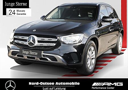 Mercedes-Benz GLC 300 d 4M AHK LED Kamera Navi Sitzhzg Tempo