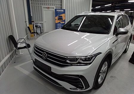 VW Tiguan Allspace R-Line 2.0 TDI DSG Pano HUD AHK