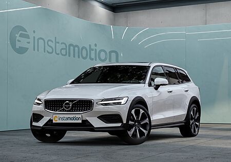 Volvo V60 Cross Country B4 Pro AWD