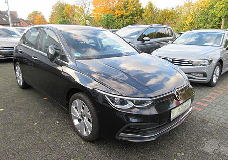 VW Golf Style 1.5 TSI PANORAMA NAVI IQ LIGHT ACC AL