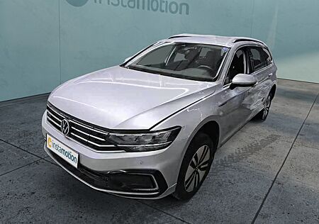 VW Passat Variant 1.4 TSI GTE+DSG+AHK+RFK+NAV+ACC