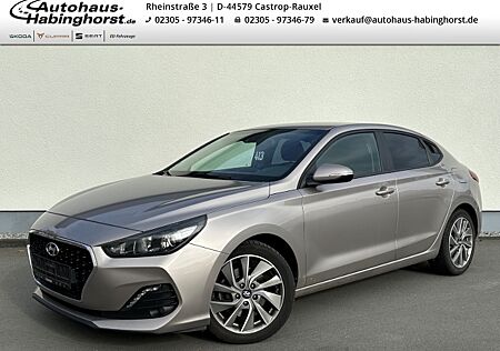 Hyundai i30 Fastback 1.4 T-GDI Trend Kamera Navi Tempomat Klima