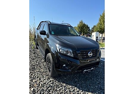 Nissan Navara 2.3 dCi NP300 N-Guard Double Cab 4x4 AHK Navi 360 Kamera LED Sperrdiff. Mehrzonenklima