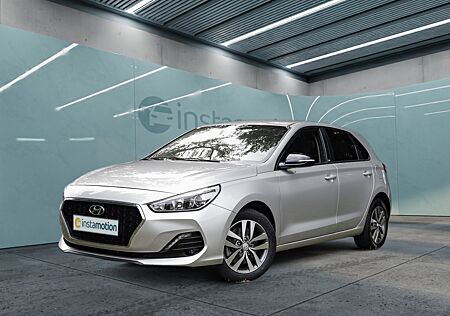 Hyundai i30 1.0 T-GDI YES! NAVI SHZ Kamera