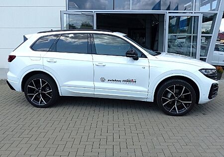 VW Touareg 3.0 V6 TDI 4MOTION Tiptronic R-Line *LED