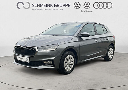 Skoda Fabia Essence 1.0 TSI DSG CarPlay Tempomat DAB+