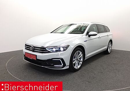 VW Passat Variant 1.4 TSI DSG GTE 18 NAVI IQ.LIGHT TRAVEL ASSIST STANDHZG