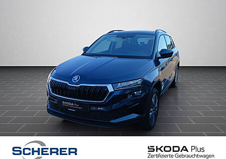 Skoda Karoq Tour 1.5 TSI DSG AHK PDC RFK pACC SHZ