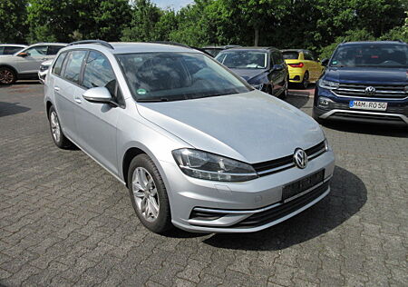 VW Golf Variant Comfortline 2.0 TDI DSG NAVI ALU AP