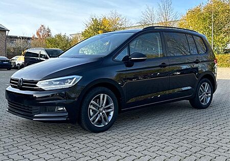 VW Touran Comfortline Edition 2.0 TDI DSG / 7 Si...