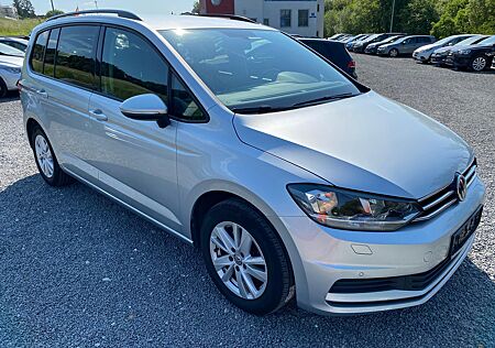 VW Touran 2.0 TDI *DSG*COMFORTLINE*NAVI*SHZ*TIPTRONIC*FRONT- ASSIST*MASSAGE*INDUKTIVES-LADEN*LM-FELGEN*