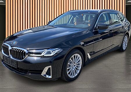 BMW 530 i Touring Luxury Line*UPE 79.040*HeadUp*Pano