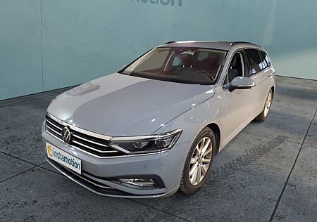 VW Passat Variant 2.0 TDI DSG 4M R-LINE VIRTUAL AHK