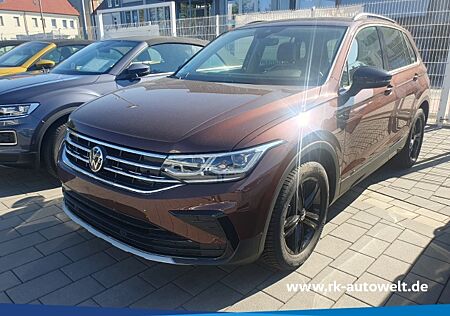 VW Tiguan Urban Sport 2.0 TDI DSG 4Motion NAVI IQ LIGHT AHK Kamera