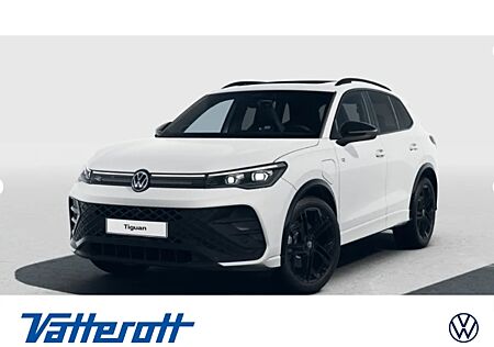 VW Tiguan R-Line 1.5 eHybrid DSG AHK HuD Panodach Matrix