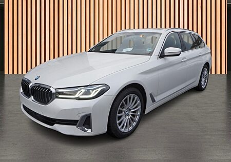 BMW 520 d Touring Luxury Line*UPE 74.330*HeadUp*Pano