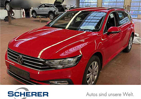 VW Passat Variant 2.0 TDI Business DSG NAVI SHZ RearView