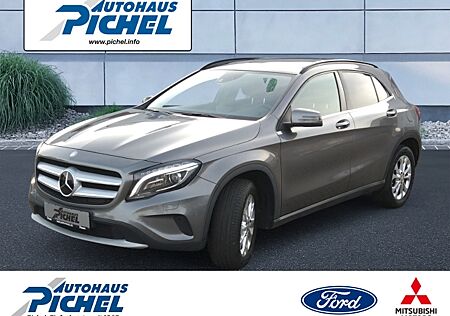 Mercedes-Benz GLA 220 CDI/d 4Matic AHZV WSCHWENKBAR+NAVI+ACC+BI-XENON