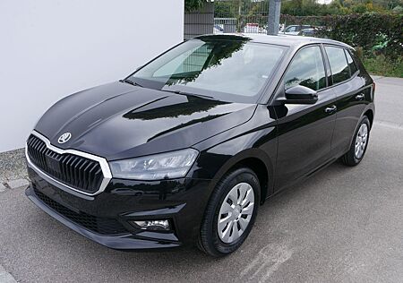 Skoda Fabia Ambition Comfort Plus 1,0 MPI *PDC HI.*LED*DAB*KLIMA*LANE ASSIST*FRONT ASSIST*TEMPOMAT