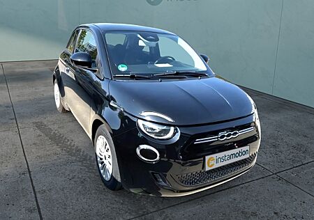 Fiat 500E e Neuer Action MJ22 Automatik Sonderlackierung Memory Sitze Fahrerprofil Ambientebeleuchtung