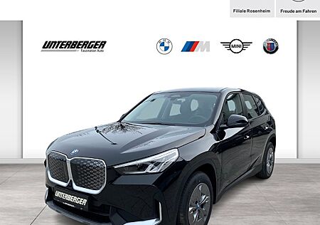 BMW iX iX1 eDrive20 BEV DAB LED RFK Parkassistent Shz PDC