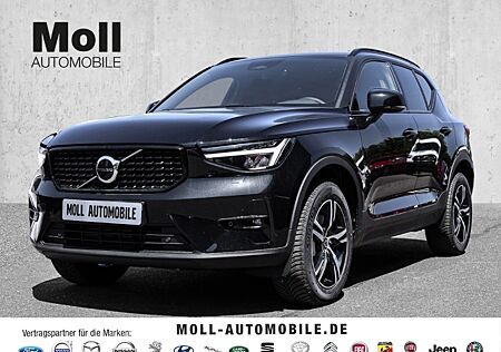 Volvo XC 40 XC40 Plus Dark 2WD B3 Licht-Paket, Fahrerassistenz-Paket, Driver Awareness-Paket