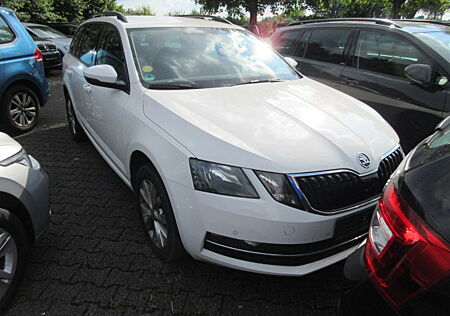 Skoda Octavia Combi Style 2.0 TDI DSG NAVI AHK ALU APS