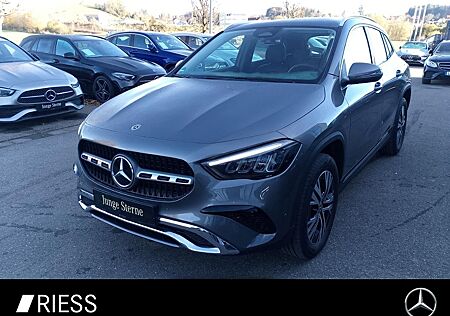 Mercedes-Benz GLA 200 Progr. Navi PDC SHZ