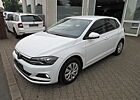 VW Polo Comfortline 1.0 NAVI KLIMA APS SITZHZG GJR