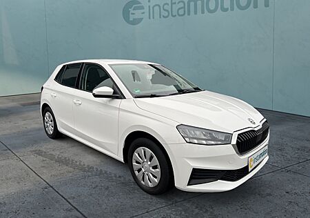 Skoda Fabia 1.0 MPI Active DAB+ LED WINTER LANE-ASSIST